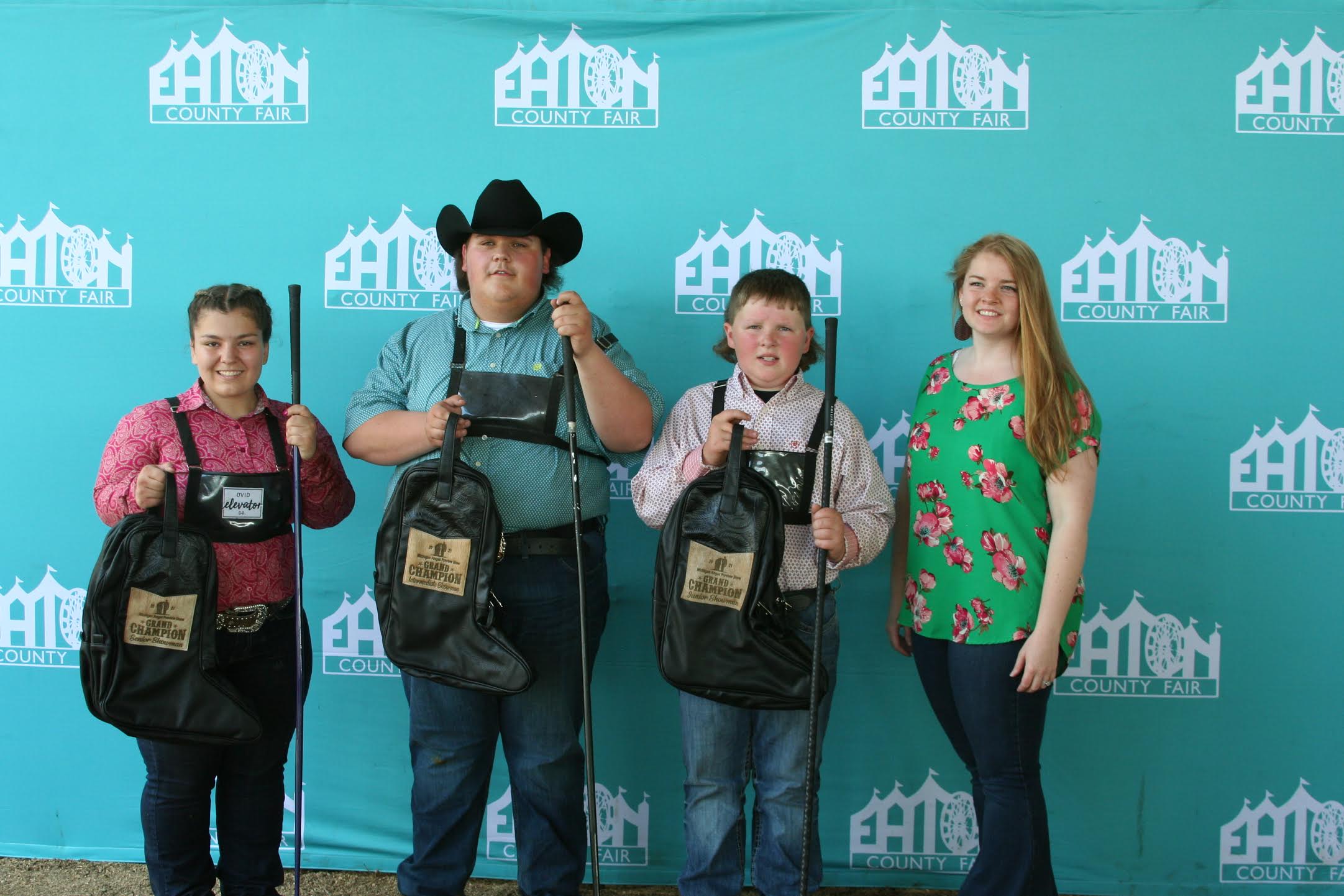 2021 Preview Show Showmanship Winners